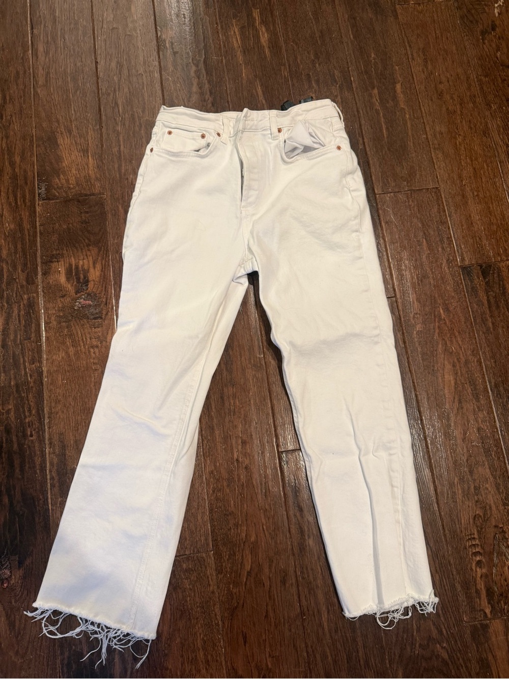 Zara White Straight-Leg Women’s Jeans